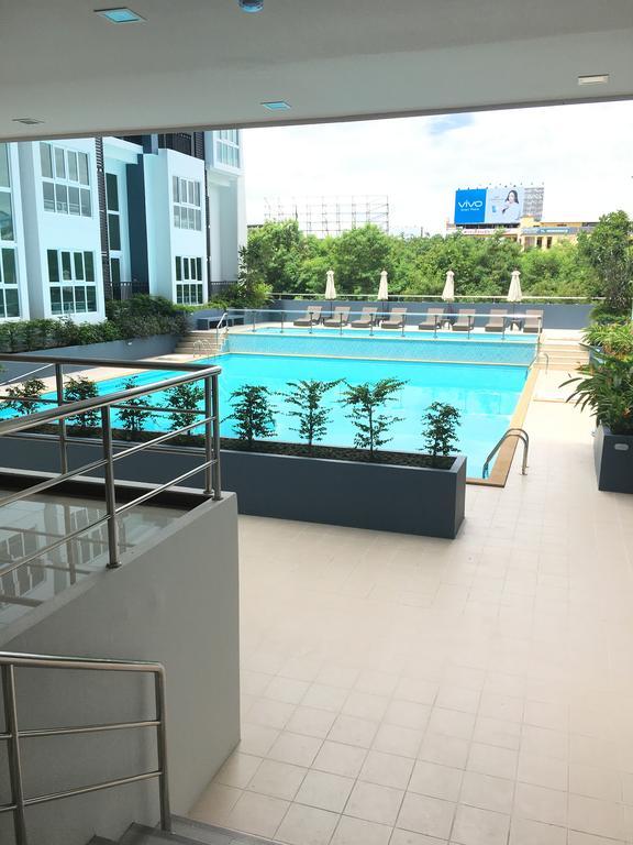 Pool View Room The Prio Chiang Mai Zewnętrze zdjęcie